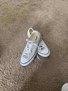 Converse off white low Top Sneakers with Black Trim